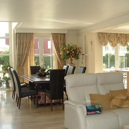 B&B Bij Lieve En Jos Hasselt Kültér fotó