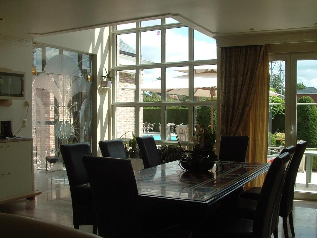 B&B Bij Lieve En Jos Hasselt Kültér fotó